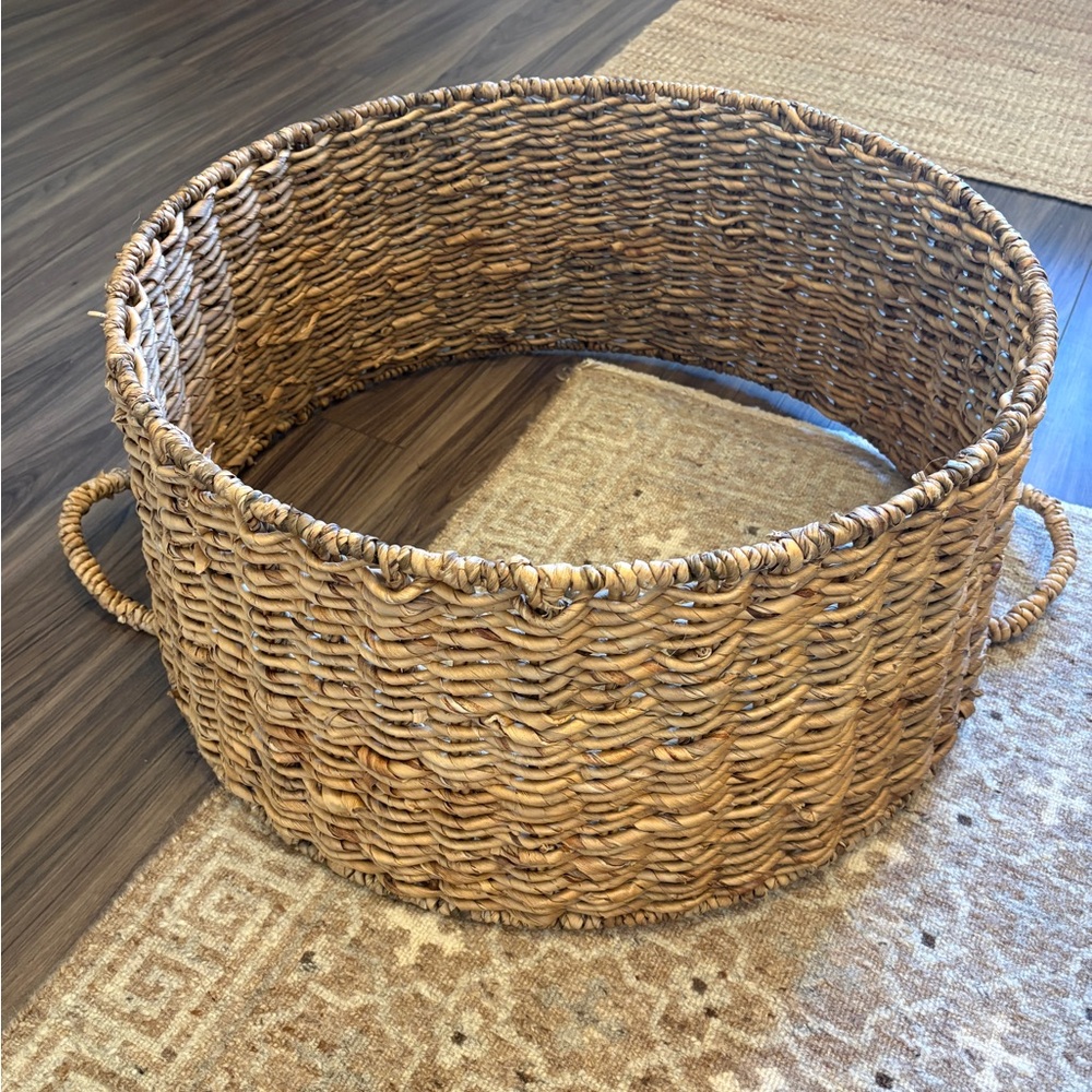 Hearth & Hand Magnolia Christmas Tree Skirt Woven Basket Collar
